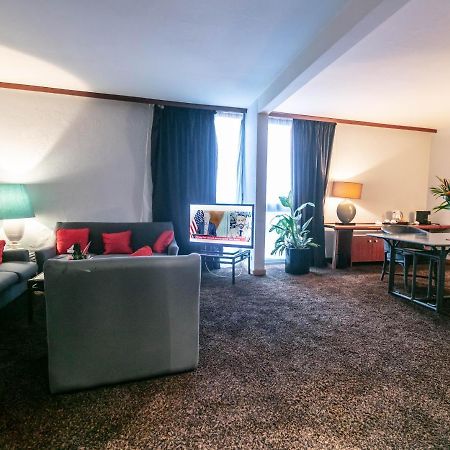 Douala Rabingha Hotel Екстериор снимка