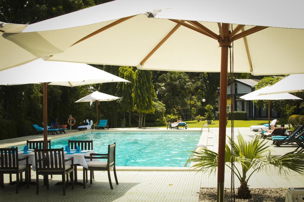 Douala Rabingha Hotel Екстериор снимка