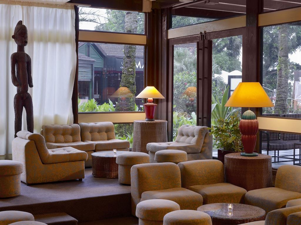 Douala Rabingha Hotel Екстериор снимка