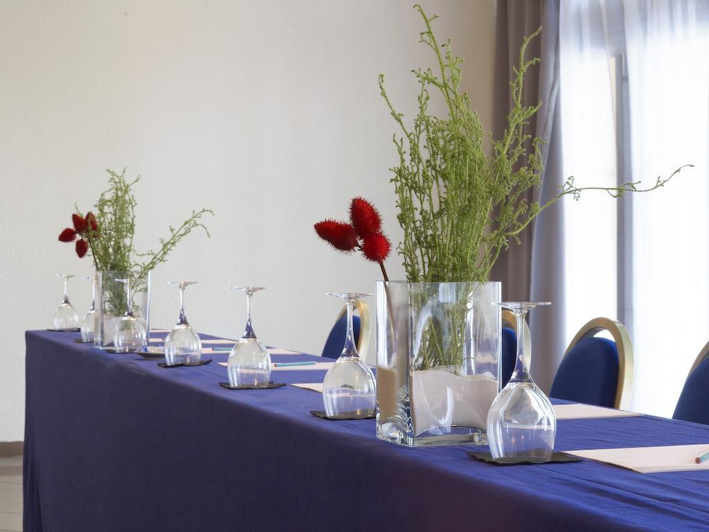 Douala Rabingha Hotel Екстериор снимка