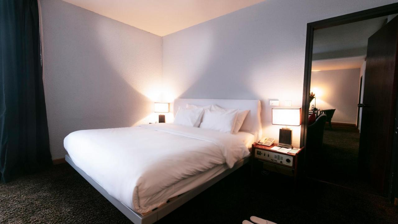 Douala Rabingha Hotel Екстериор снимка